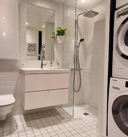 Lejlighed Modern, Fully Equipped Flat *
