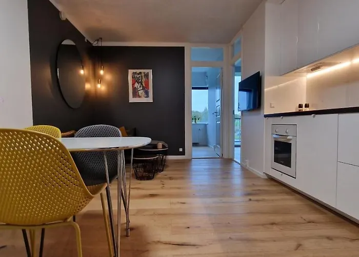 Modern, Fully Equipped Flat *